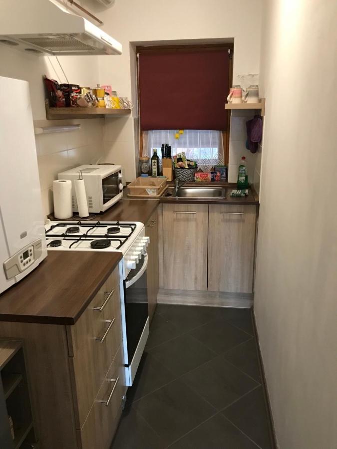 Pitypang Apartman Gyula Exteriör bild